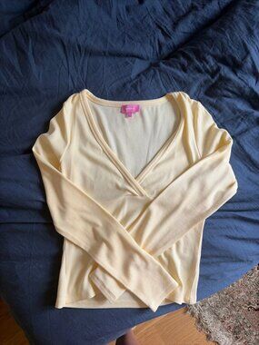 Pastel Yellow Long Sleeve Sweetheart Neck Top M